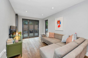 7D Albert St - sleeps 4 guests with parking on request